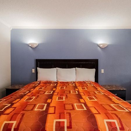Oyo Hotel Houston I-69 & I-610 Zewnętrze zdjęcie